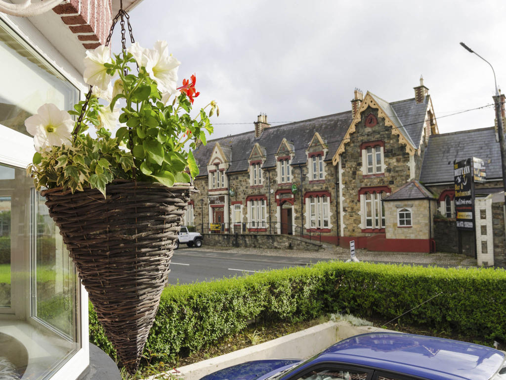Lissadell Holiday Apartment บันครานา ภายนอก รูปภาพ